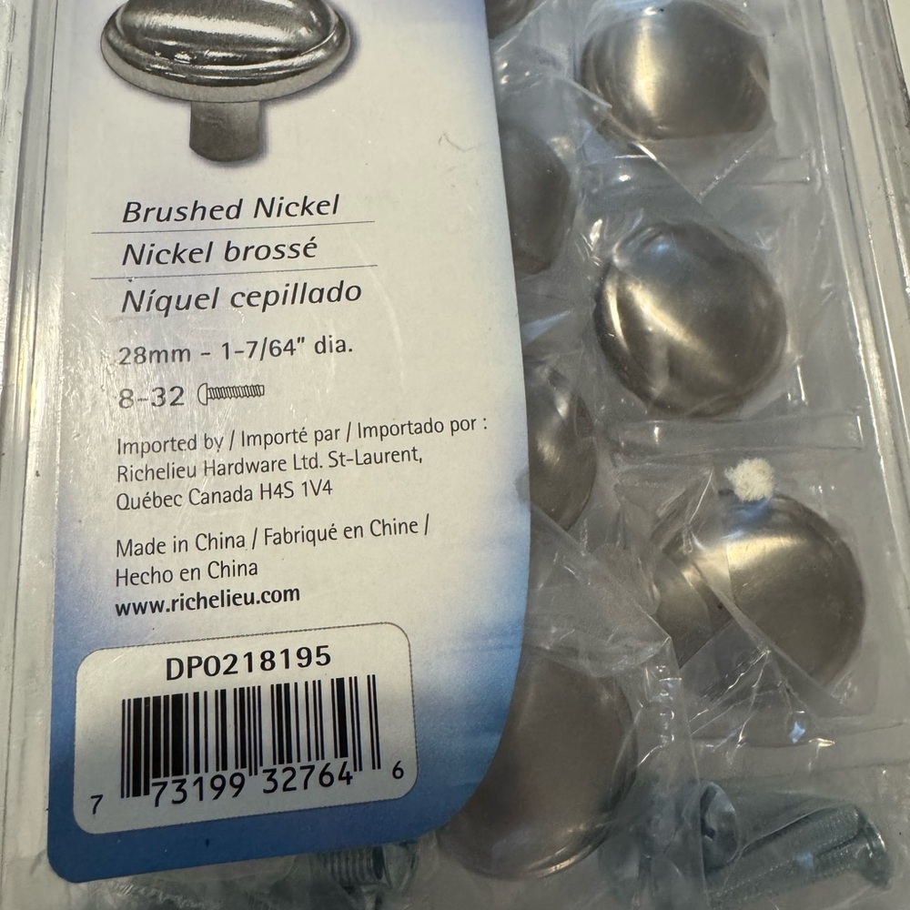 Richelieu 10 pack brushed nickle sealed cabinet knobs DP0218195